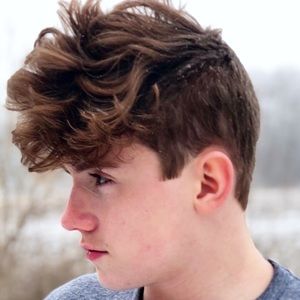 Meet your Posher, Keegan